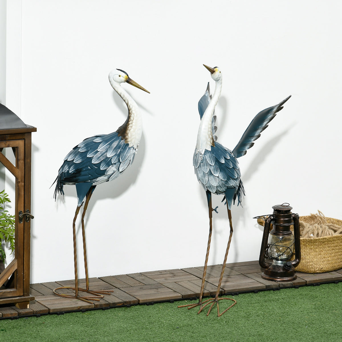 2er-Set Gartenstatuen: Reiher-Skulpturen aus Stahl für Teich, Terrasse, Veranda, Rasen, 74/70 cm, bunt