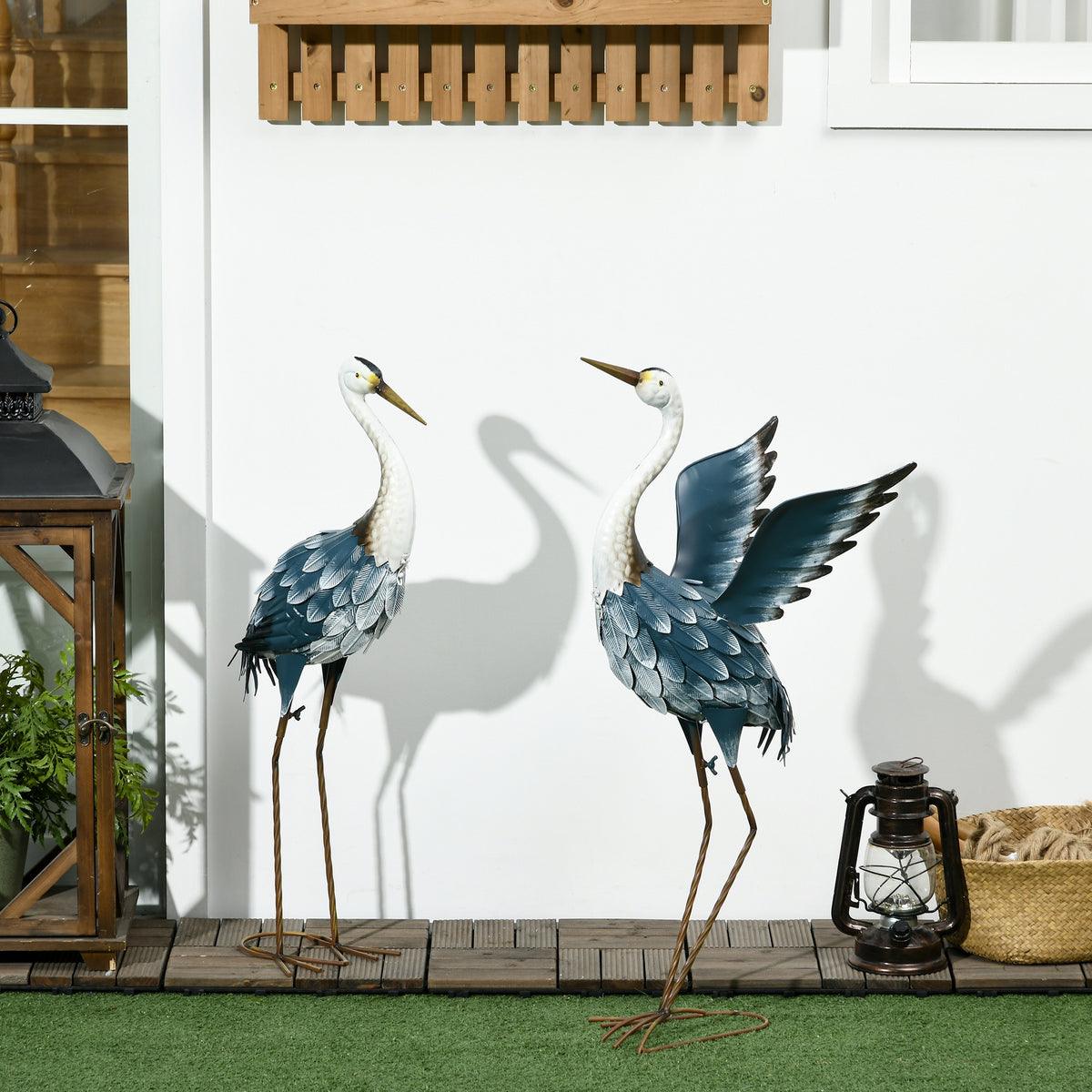 2er-Set Gartenstatuen: Reiher-Skulpturen aus Stahl für Teich, Terrasse, Veranda, Rasen, 74/70 cm, bunt