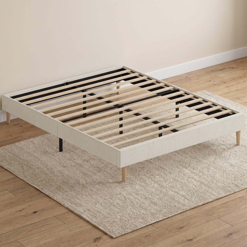 Bettrahmen 160 x 200 cm mit Lattenrost, gepolstertes Doppelbett aus Kord, Stauraum darunter, Creme